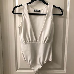 White plunge MISSGUIDED bodysuit